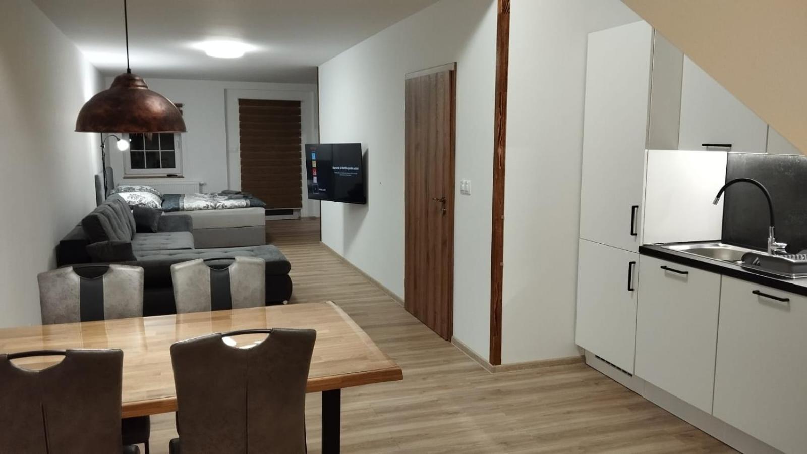 Apartman Albreit 3 Jáchymov Zewnętrze zdjęcie